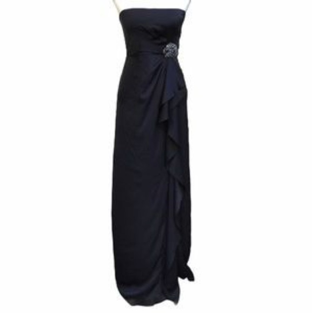 Bcbgmaxazria ila Navy blue gown